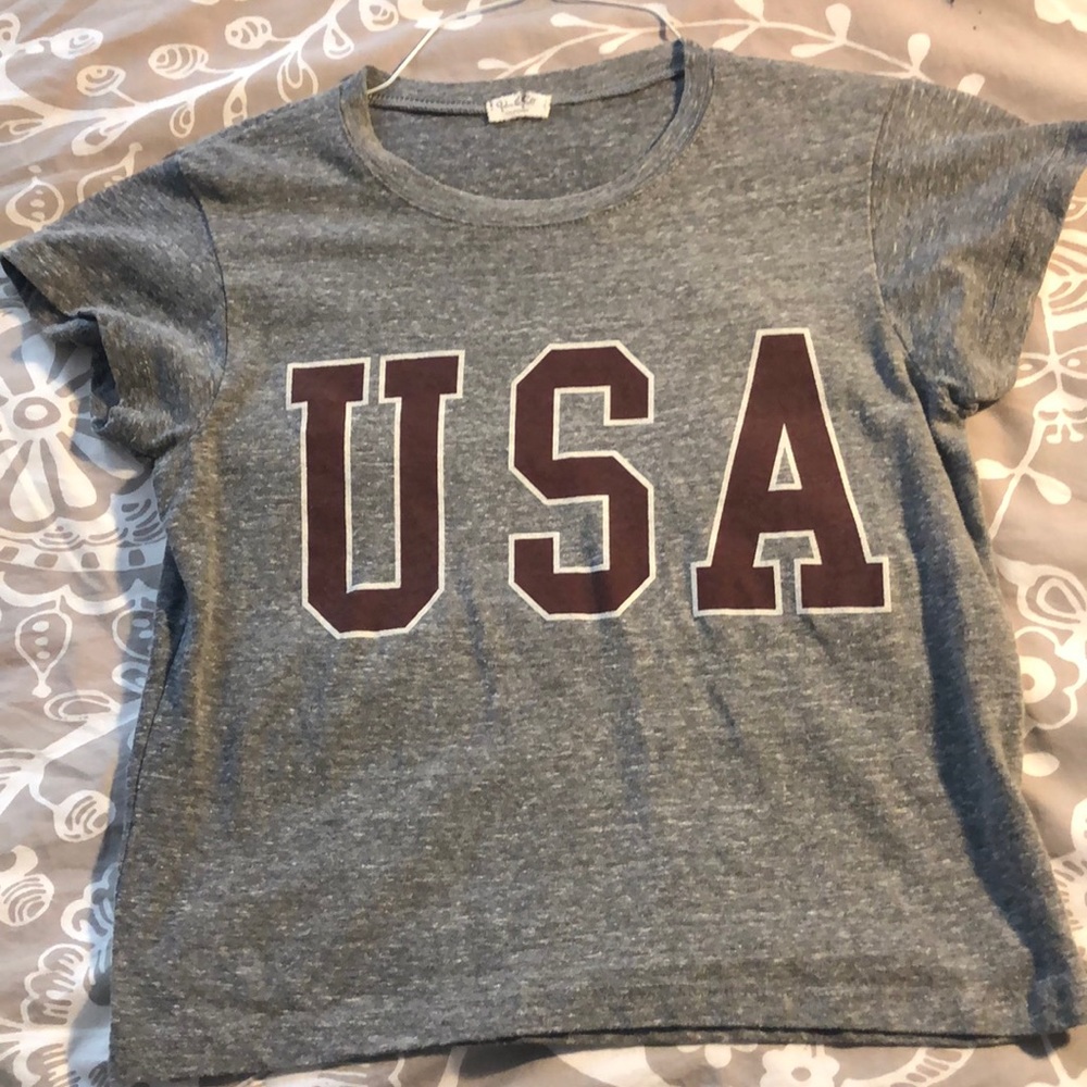 Brandy Melville cropped tee